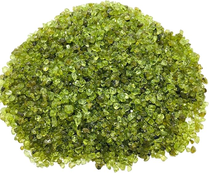 IMALY Peridot Tumbled Chips Stone Polished Crushed Healing Crystal Quartz Pieces Irregular Shaped Stones for Home Decorative Stones Vases Plants Succulents 0.5lb