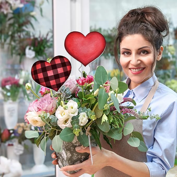 6 Pcs Valentine's Day Heart Planter Stake Hollow Heart Garden Metal Stake Sign Corrugated Plastic Valentine's Day Outdoor Decor for Indoor Outdoor Patio Plant Pot, Flower Bed(Retro Style)