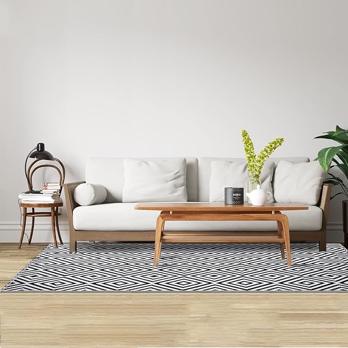 Reversible Mats, Outdoor Patio Rugs, Plastic Straw, Modern Area Rug, Floor Mat, RV, Patio, Backyard, Deck, Picnic, Beach, Trailer, Camping (Diamond Black & White, 5' x 8')