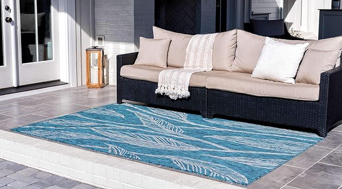 Unique Loom Outdoor Botanical Collection Area Rug - Leaf (5' 3" x 8' Rectangle, Teal/ Ivory)
