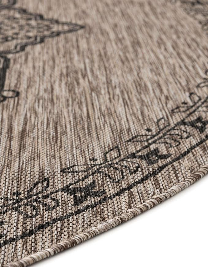 Unique Loom Outdoor Traditional Collection Area Rug - Antique (10' Round Beige/Black)
