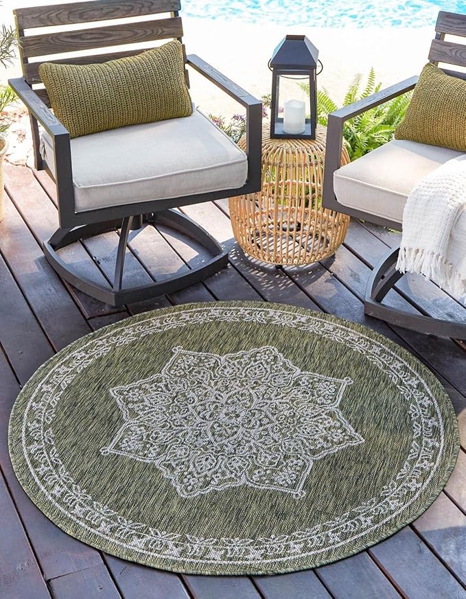 Unique Loom Outdoor Traditional Collection Area Rug - Antique (5' 3" Round Green/Ivory)