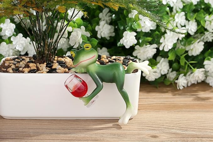YATOJUZI Frog Decor Miniature Figurines Plant Decorations for Pots Funny Tipsy Frog Garden Decor Gifts for Women Outdoor Statues Planter Hugger for Yard Lawn Ornament(Lying One)