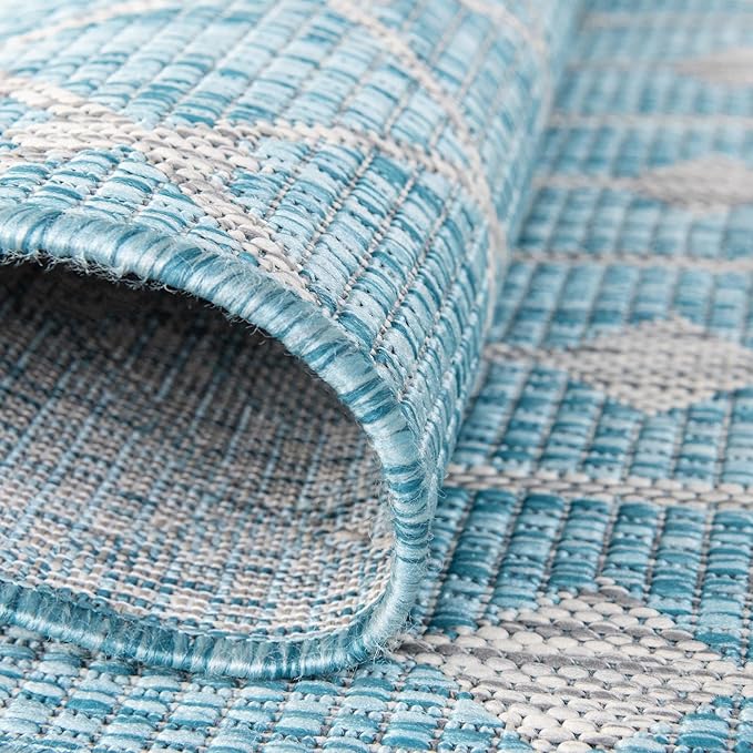 Unique Loom Outdoor Trellis Collection Area Rug - Tribal Trellis (7' 10" x 10' Oval, Aqua/ Ivory)