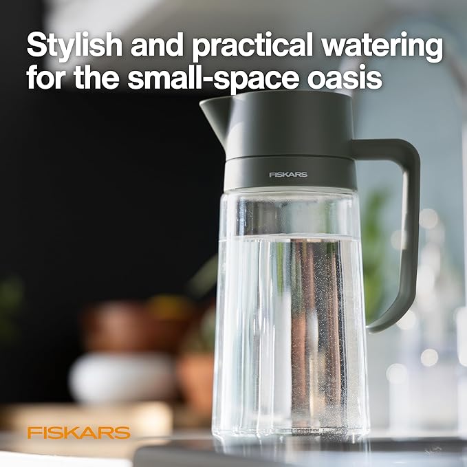 Fiskars Glass Watering Carafe for Indoor Plants – Easy-Fill Top Houseplant Watering Can, Drip-Free Narrow Spout, Small Plant Watering Pitcher, 0.5L/17 oz.