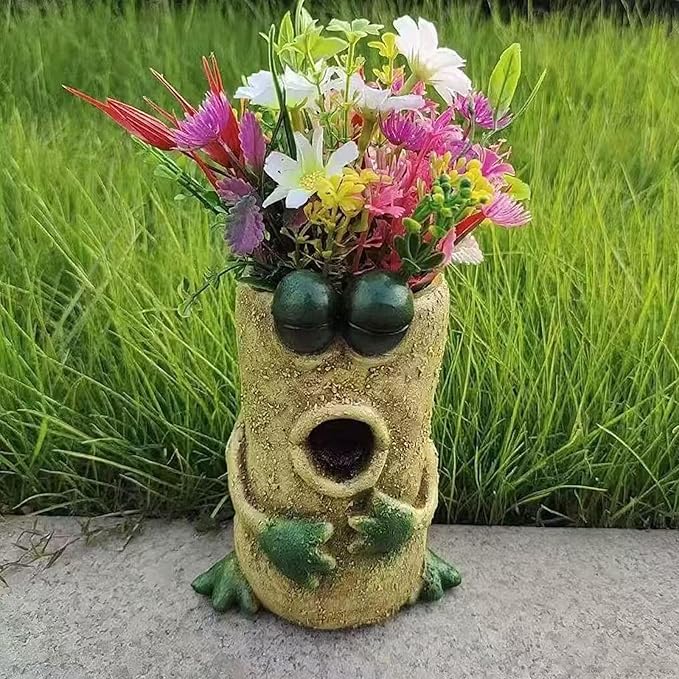 Big and Small Eye Frog Planter - Fun Succulent Planter for Indoor and Outdoor Tabletop Decorations, Wacky Frogs, Christmas/Birthday Fun Gift. (Frog C)