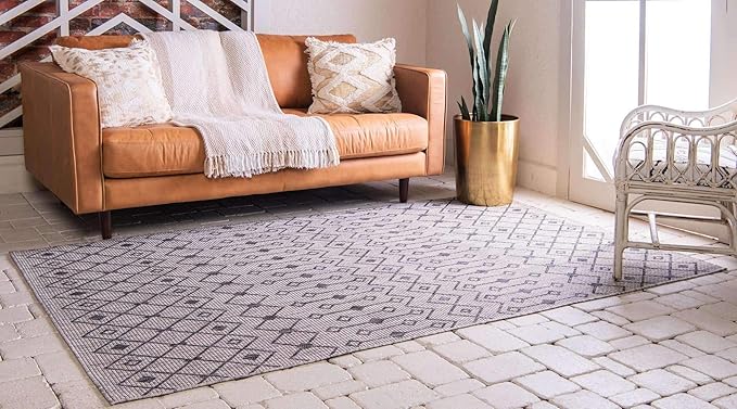 Unique Loom Outdoor Trellis Collection Area Rug - Tribal Trellis (10' x 13' 1" Rectangle, Gray/ Black)