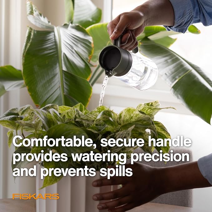 Fiskars Glass Watering Carafe for Indoor Plants – Easy-Fill Top Houseplant Watering Can, Drip-Free Narrow Spout, Small Plant Watering Pitcher, 0.5L/17 oz.