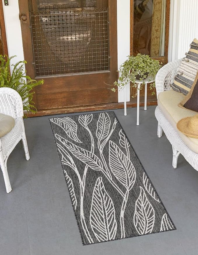 Unique Loom Outdoor Botanical Collection Area Rug - Leaf (2' x 6' 1" Runner, Ivory Charcoal)