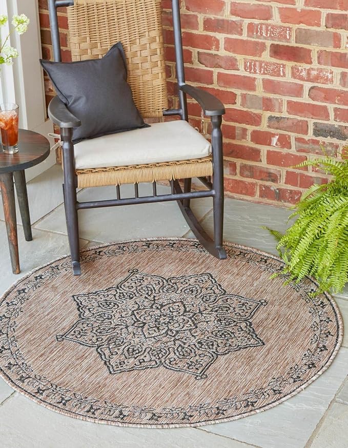 Unique Loom Outdoor Traditional Collection Area Rug - Antique (6' 1" Round Beige/Black)