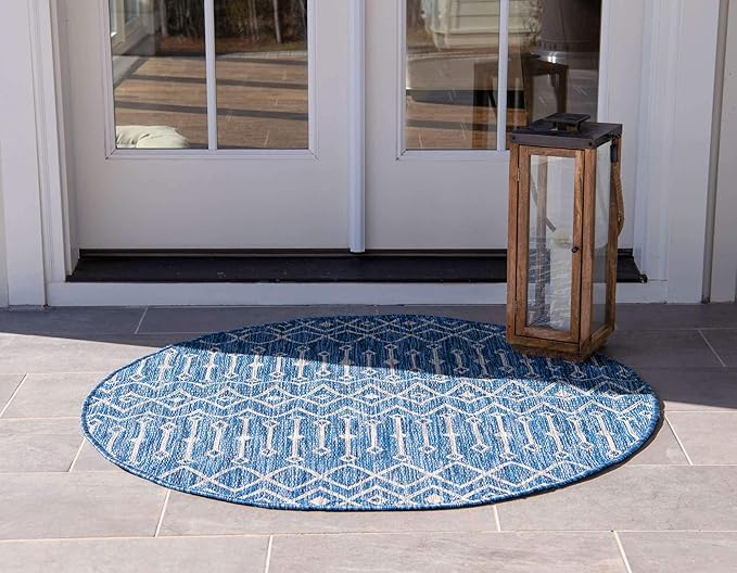 Unique Loom Outdoor Trellis Collection Area Rug - Tribal Trellis (5' 1" Round, Blue/ Ivory)