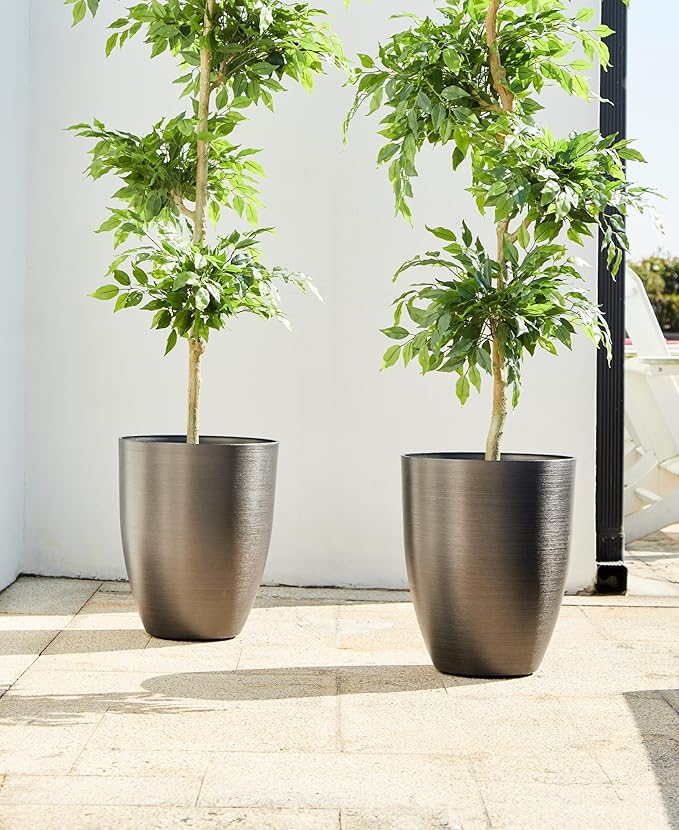 Glitzhome 16.75" H Tall Planters for Outdoor Plants,Tall Black Planter with Drainage Holes,Modern Resin and Stone Faux Brushed Steel Texture Large Planters,Garden Flower Pots for Porch Indoor,Set of 2