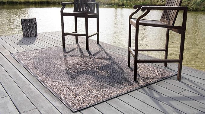 Unique Loom Outdoor Traditional Collection Area Rug - Antique (6' 1" x 9' Rectangle, Charcoal Gray/ Natural)