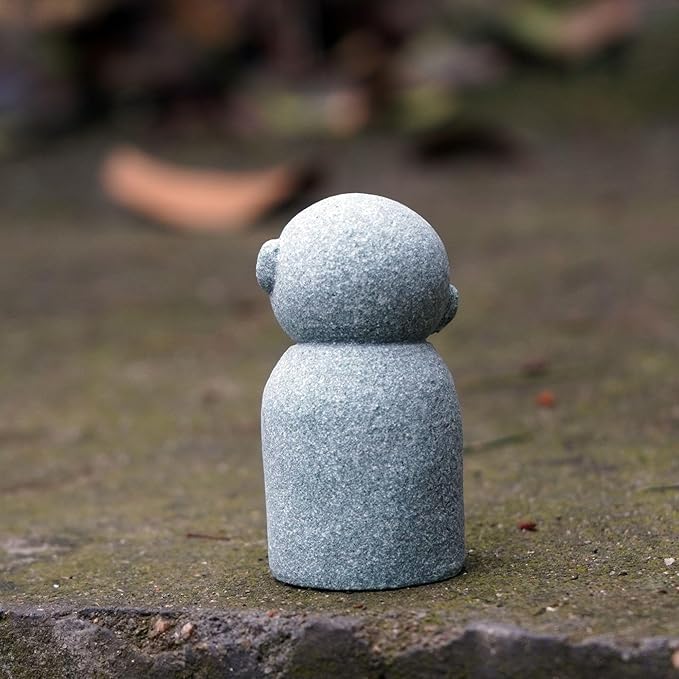 OwMell Japanese Jizo Monk Statue, Buddha Jizo Figurine Memorial Aquarium Statue Ornament - Tilt Smile