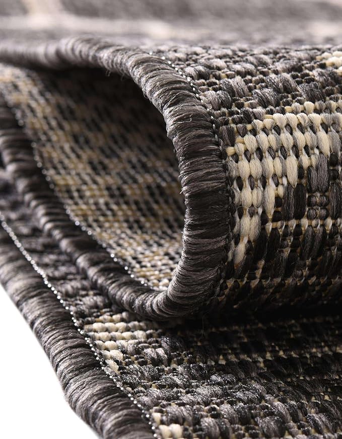 Unique Loom Outdoor Trellis Collection Area Rug (2' 2" x 3' 7" Hearth Black/Ivory)