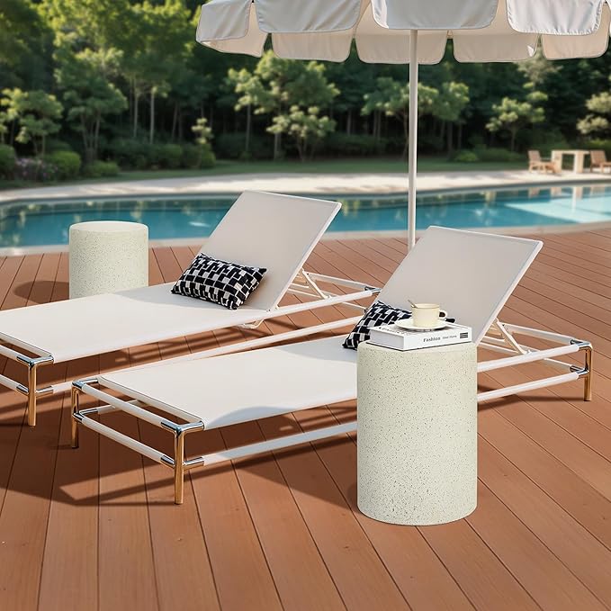 LuxenHome Cream with Speckled Gray Cement Round Indoor Outdoor Side and End Table (Set of 2)