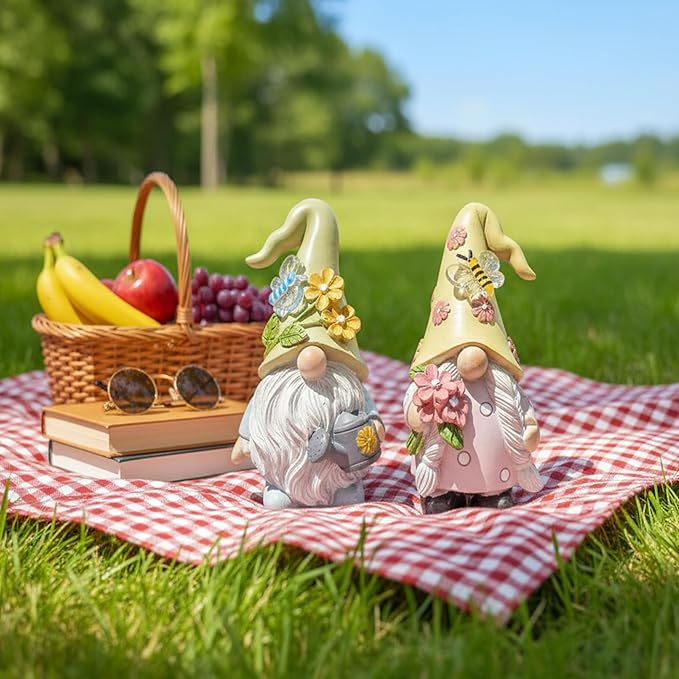 Cute 2 PCS Gnomes Statues Decor, Resin Figurines and Sculpture Décor, for Indoor Outdoor Yard Lawn Garden Home Patio Farmhouse Kitchen Table Decoration(Watering Can and Flower)