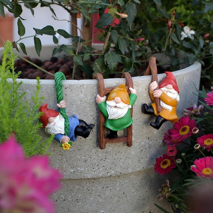 Garden Gnome Pot Climbers Decoration Set, 3 Piece Resin Hanging Figurines, Colorful Climbing Gnomes Statue, Outdoor Decor for Plant Pots, 2.9 Inch Small Garden Gifts