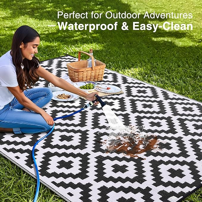 OLANLY Waterproof Outdoor Rug 9x12 ft, Outdoor Plastic Straw Rug for Camping, RV Mat Outside, Indoor Outdoor Carpet for Porch, Deck, Backyard, Balcony, Picnic, Black & White
