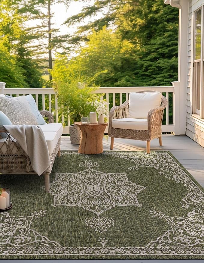 Unique Loom Outdoor Traditional Collection Area Rug - Antique (10' Square Green/Ivory)