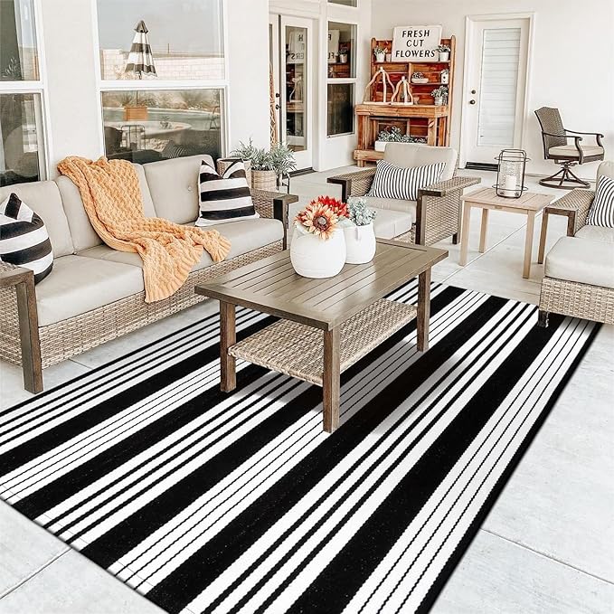 OJIA Outdoor Rug 5'x7' Patio Rug, Machine Washable Black and White Outdoor Rug Cotton Woven Area Rug Living Room Rug Farmhouse Indoor Carpet for Front Door/Porch/Deck/Backyard/Balcony Decor