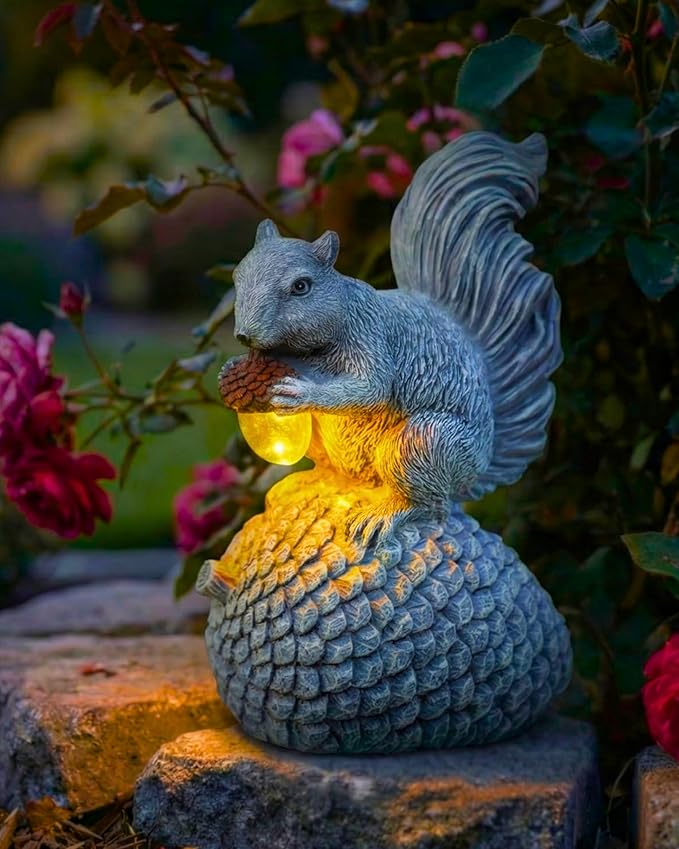 Solar Garden Statue – Hand-Painted Resin Squirrel on Pinecone with Glowing LED Acorn – Charming Yard, Patio & Balcony Decor – Gift for Mom, Grandma & Garden Lovers