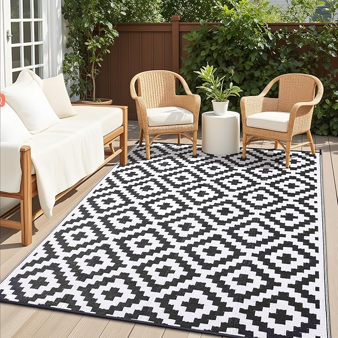OLANLY Waterproof Outdoor Rug 6x9 ft, Outdoor Plastic Straw Rug for Camping, RV Mat Outside, Indoor Outdoor Carpet for Porch, Deck, Backyard, Balcony, Picnic, Black & White