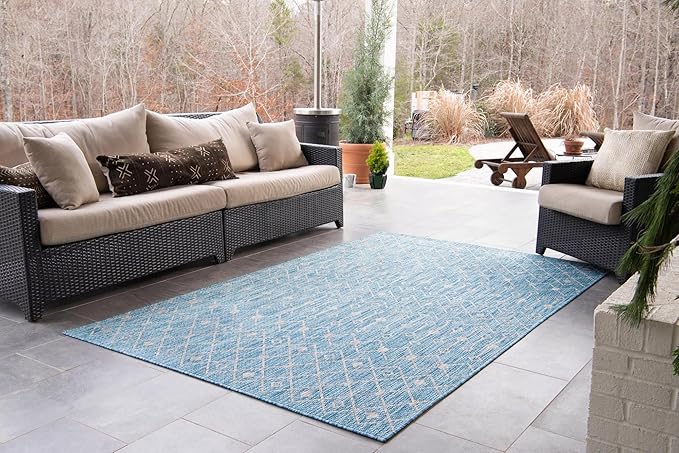 Unique Loom Outdoor Trellis Collection Area Rug - Tribal Trellis (10' x 13' 1" Rectangle, Aqua/ Ivory)