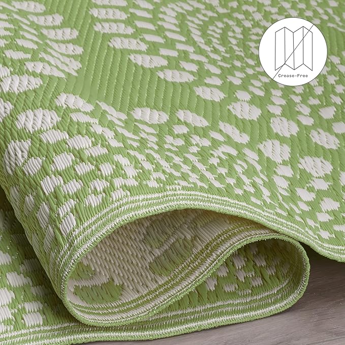 Fab Habitat Outdoor Rug - Waterproof, Fade Resistant, Crease-Free - Premium Recycled Plastic - Floral Medallion - Patio, Deck, Porch, Balcony, Laundry Room - Rio - Green - 4 x 6 ft