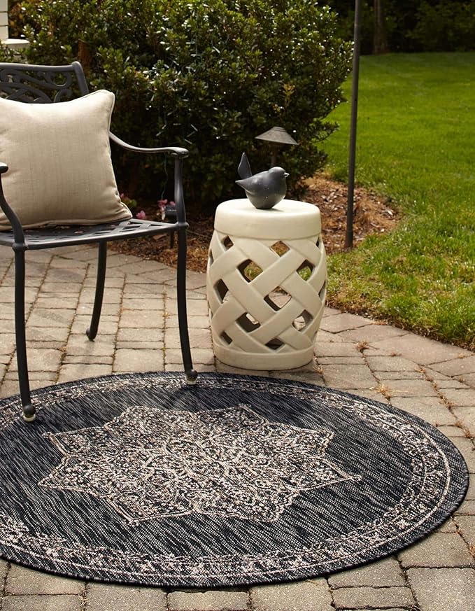 Unique Loom Outdoor Traditional Collection Area Rug - Antique (10' Round Charcoal Gray/Natural)