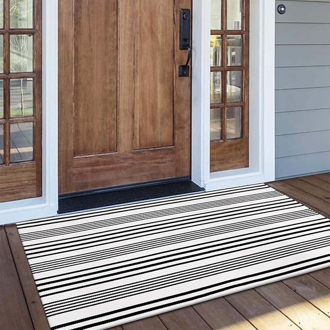 OJIA Black and White Outdoor Rug 2'x4.3', Machine Washable Front Door Mats Outdoor Cotton Woven Outdoor Doormat Front Porch Rug Indoor Door Mat Entryway Striped Rugs for Farmhouse/Kitchen/Entrance