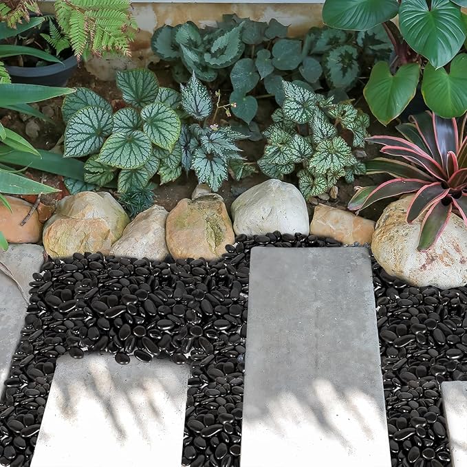 GASPRO 30 Pound River Rocks, Decorative Stones for Walkways, Outdoor Landscaping, Garden, Yard, 1 to 2 Inch, Black Polished Pebbles for Planters, Flower Beds, Vase