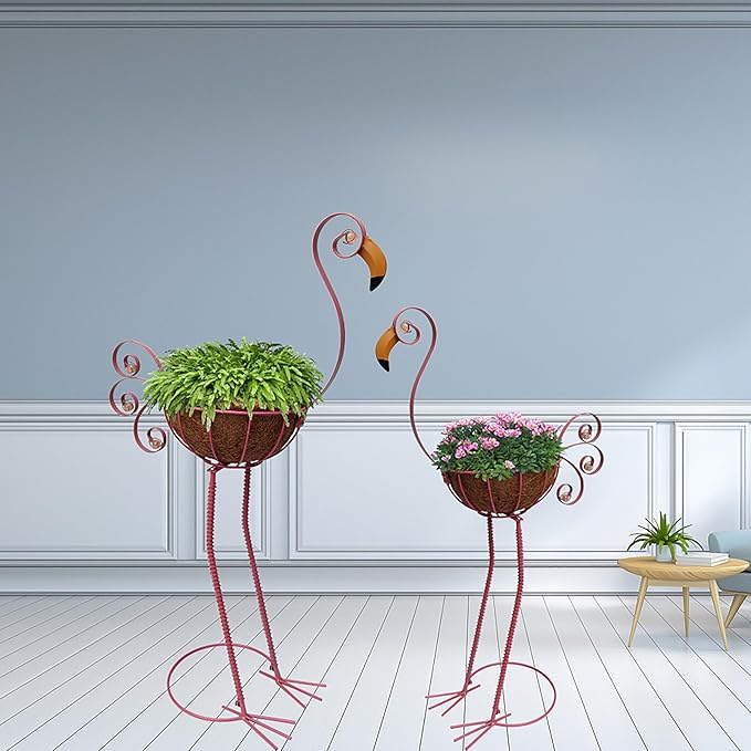 Pink Flamingo Planters,Metal Flamingo Plant Pots Decorations with Fiber Basket,Outdoor Indoor Standing Bird Planters Lawn Garden Décor Art for Lawn,Yard,Patio,Balcony Ornament（Set of 2）