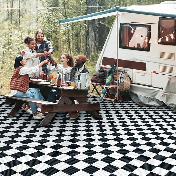 GOTGELIF Black and White Classic Checkerboard Outdoor Area Rug 9x18FT, Reversible & Water-Resistance & Portable Plastic Straw Rug for RV Trips, Picnic, Camping, Outdoor, Garden, Patio