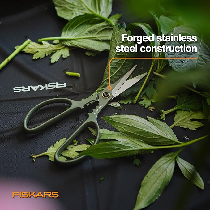 Fiskars Shaper Plant Shears, Plant Snip & Holder, Precision Indoor Gardening Shears, 6"
