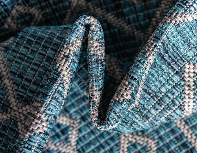 Unique Loom Outdoor Trellis Collection Area Rug - Tribal Trellis (5' 3" Round, Teal/ Ivory)