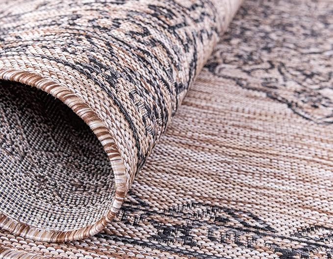 Unique Loom Outdoor Traditional Collection Area Rug - Antique (7' 1" x 10' Rectangle, Beige/ Black)