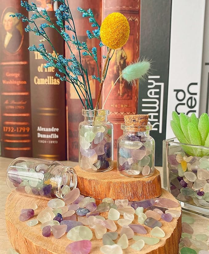 QINJIEJIE 2lbs Fluorite Crystals Aquarium Gravel Stones Tumbled Stone Polished Rocks Colorful Crushed Reiki Healing Crystal Quartz Home Decor Betta Fish Tank Succulent Vase Filler Landscape Ornament