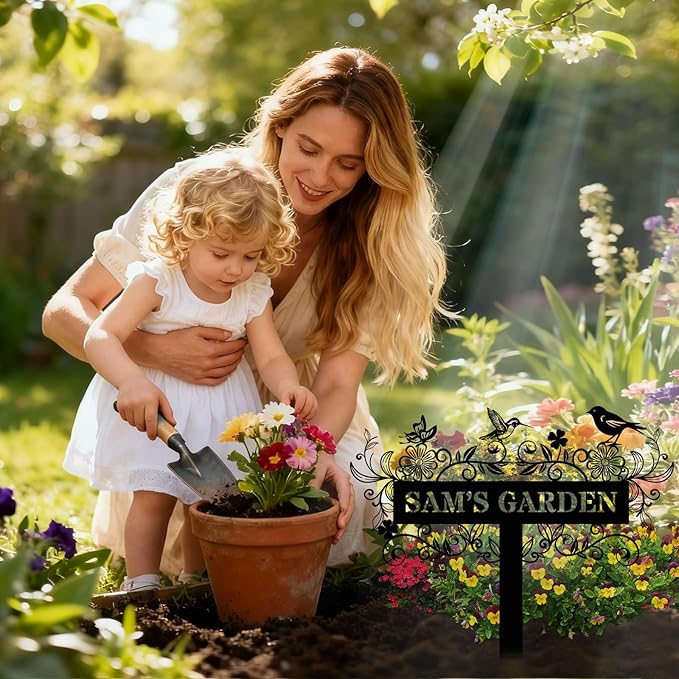Personalized Metal Garden Sign, Custom Flower Decor with Stake, Hummingbid Metal Yard Art, Garden Name Sign,Outdoor Decor,Patio Decoration,Home Present,Gardeners & Planters Gift