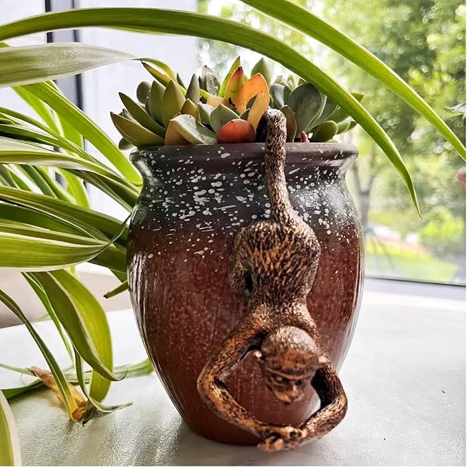 Vintage Bronze Animal Embracing Flower Statue - Garden Resin Climbing Animal Statue, Fairy Tale Garden Terrace, Outdoor Fence and Courtyard Decoration (Monkey)