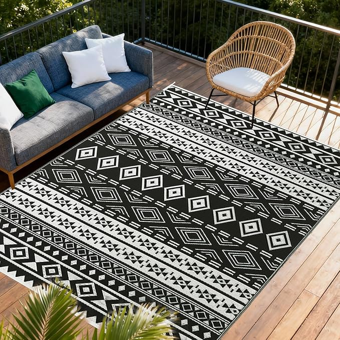 WILDROOTS 8x10 Feet Black and White Plastic Outdoor Rug, Stain Resistant Waterproof Reversible Outdoor Patio Rug, Fade Resistant Camping Rug