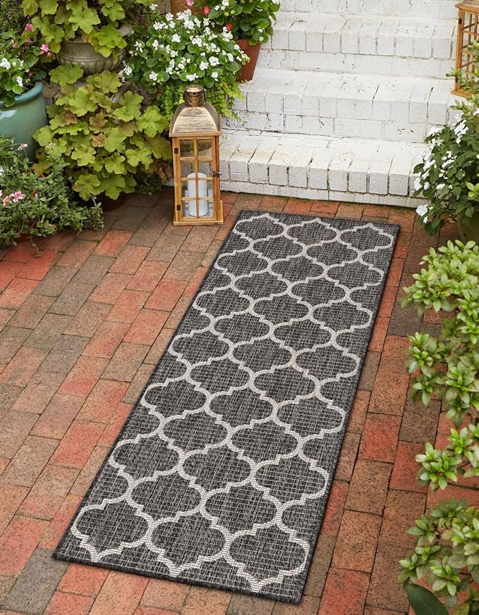 Unique Loom Outdoor Trellis Collection Area Rug (2' 7" x 10' Runner Black/Ivory)