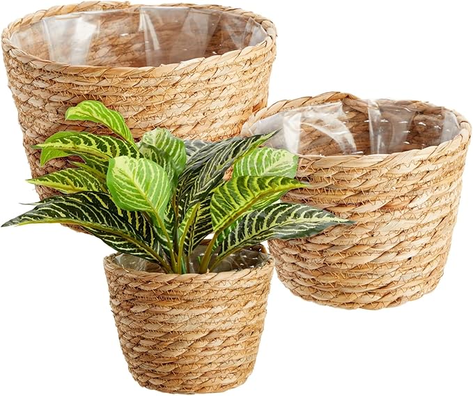Juvale Seagrass Planter Set with Plastic Lining, 3 Woven Baskets for Plants (3 Sizes)