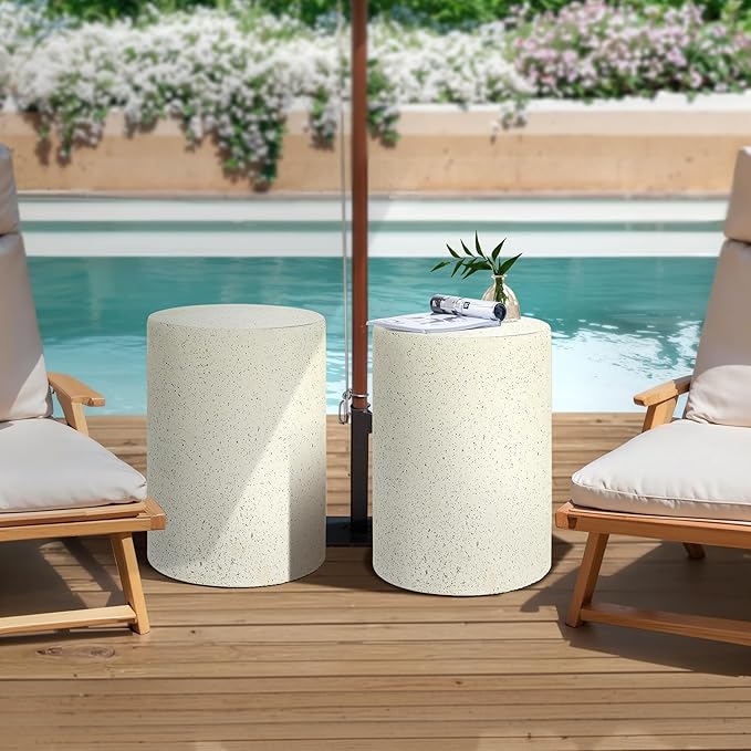 LuxenHome Cream with Speckled Gray Cement Round Indoor Outdoor Side and End Table (Set of 2)