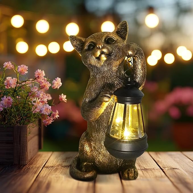 HONGLAND Cat Outdoor Statues Garden Decor, Cat Figurines Solar Lantern Lights, Birthday Gifts for Mom, Front Patio Balcony Yard Art Lawn Ornaments Porch Outdoor Decorations