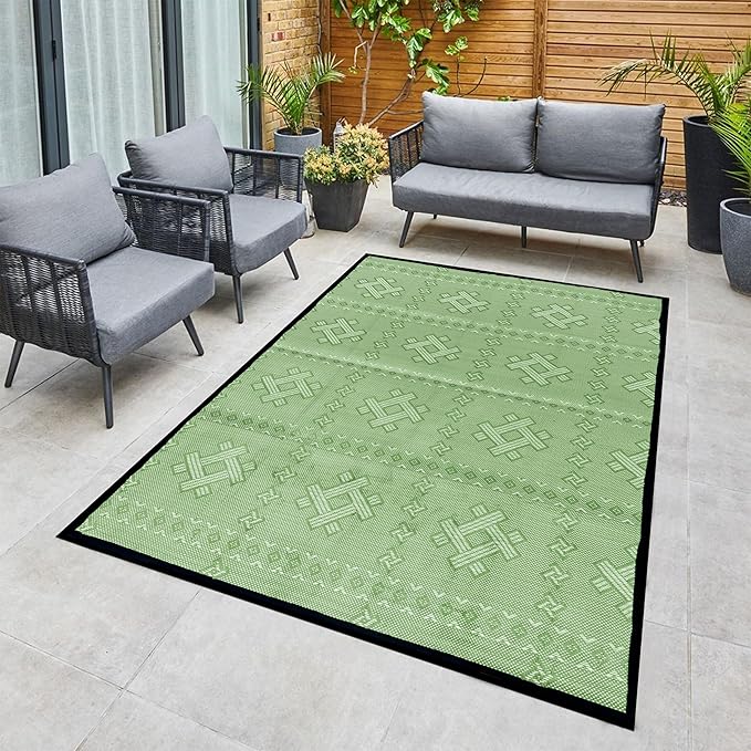 ARSUK Outdoor Patio Rug (5 x 3.3 ft) - Indoor and Plastic Outdoor Rug, Ideal for Garden, Camping, Balcony Carpet, Picnic, Backyard, Lightweight, Foldable, Recycled Plastic (Green Color)