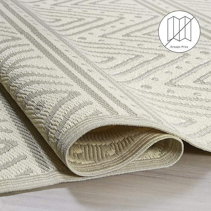 Fab Habitat Chevron Outdoor Rug - Waterproof, Fade Resistant, Crease-Free - Premium Recycled Plastic - Striped - Porch, Deck, Balcony, Mudroom, Laundry Room, Patio - Patan - Beige - 3 x 5 ft