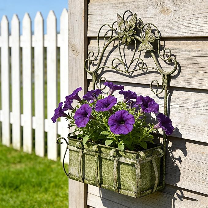 Vintage Rustic Wall Planter Distressed Decor Iron Hanging Plant Basket Shabby Metal Wall Mounted Flower Holder Pot Stand for Indoor Outdoor Home Balcony Patio Garden Decorative (Shabby Green)