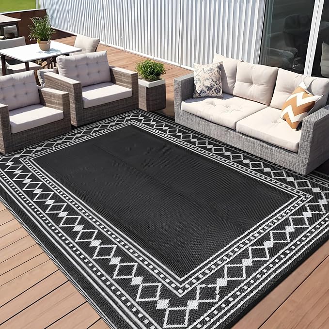 9x18 Large Outdoor Rug,Modern Bordered Plastic Straw Carpet,Waterproof Lightweight Outdoor Carpet,Easy Cleaning Folding Uv Resistant Picnic Camping Mat,Black/White