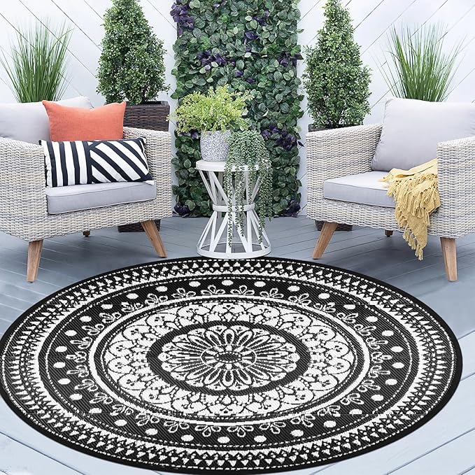 Cekene Round Outdoor Rugs Waterproof 5Ft Reversible Outdoor Patio Rugs Lightweight Plastic Straw Rugs Portable RV Camping Mat Floor Carpet for Deck Porch Picnic, Black and White